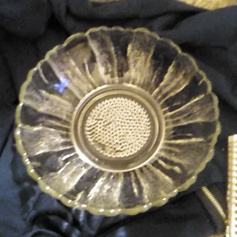 Glass bowl with beads